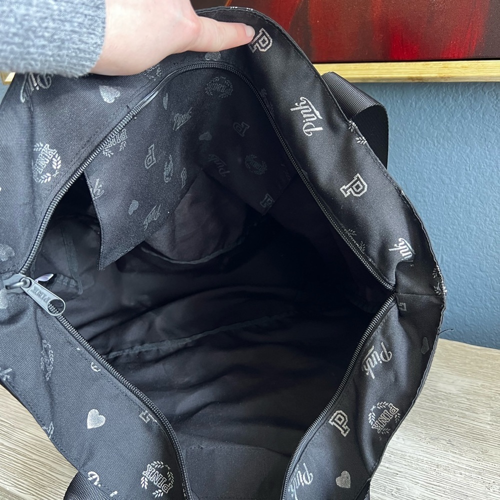PINK Victoria's Secret Black and Gray Heart Large Tote - Picture 5 of 8